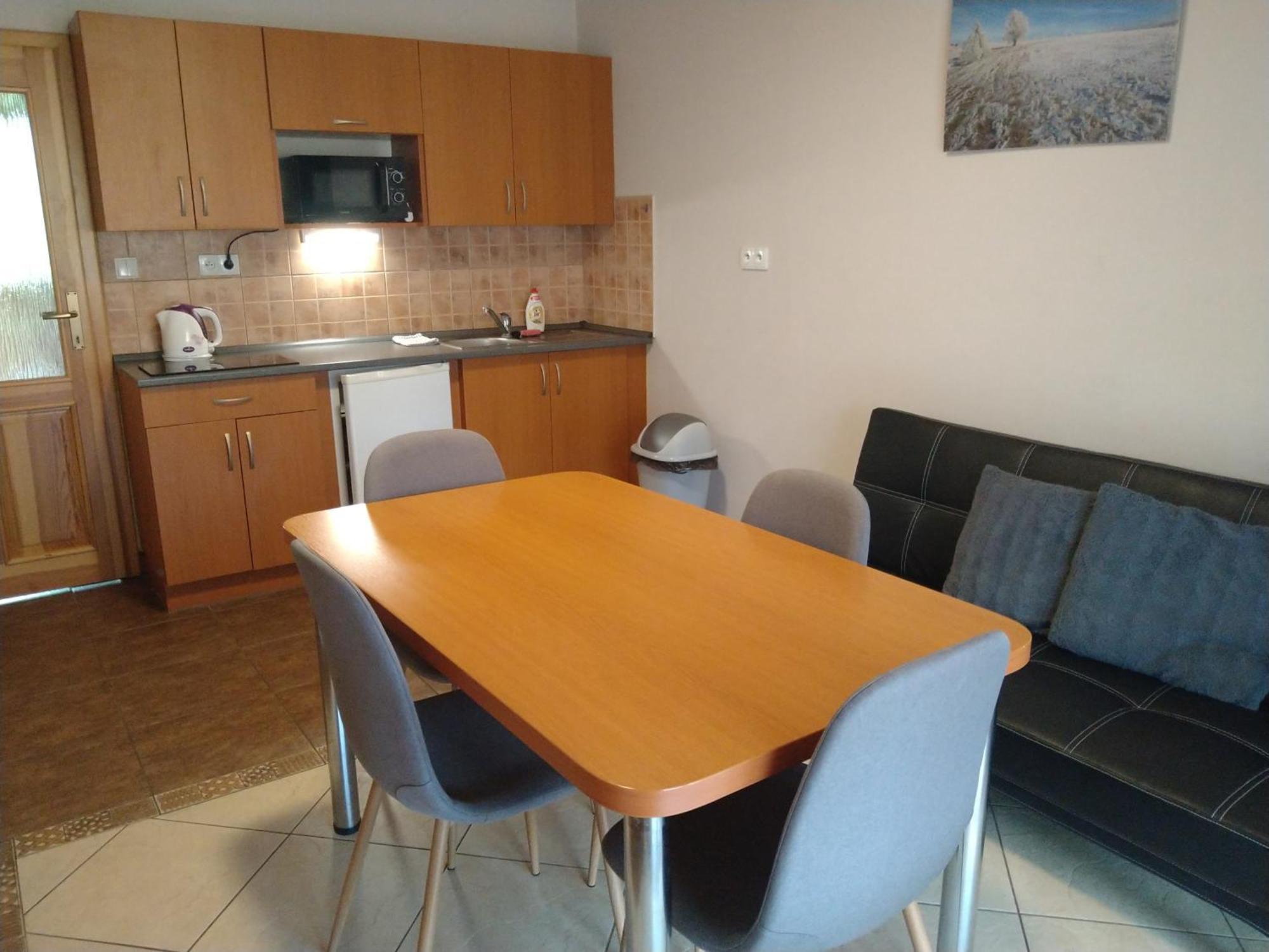 Apartmany Pod Sjezdovkou แชร์เวนาโวดา ภายนอก รูปภาพ